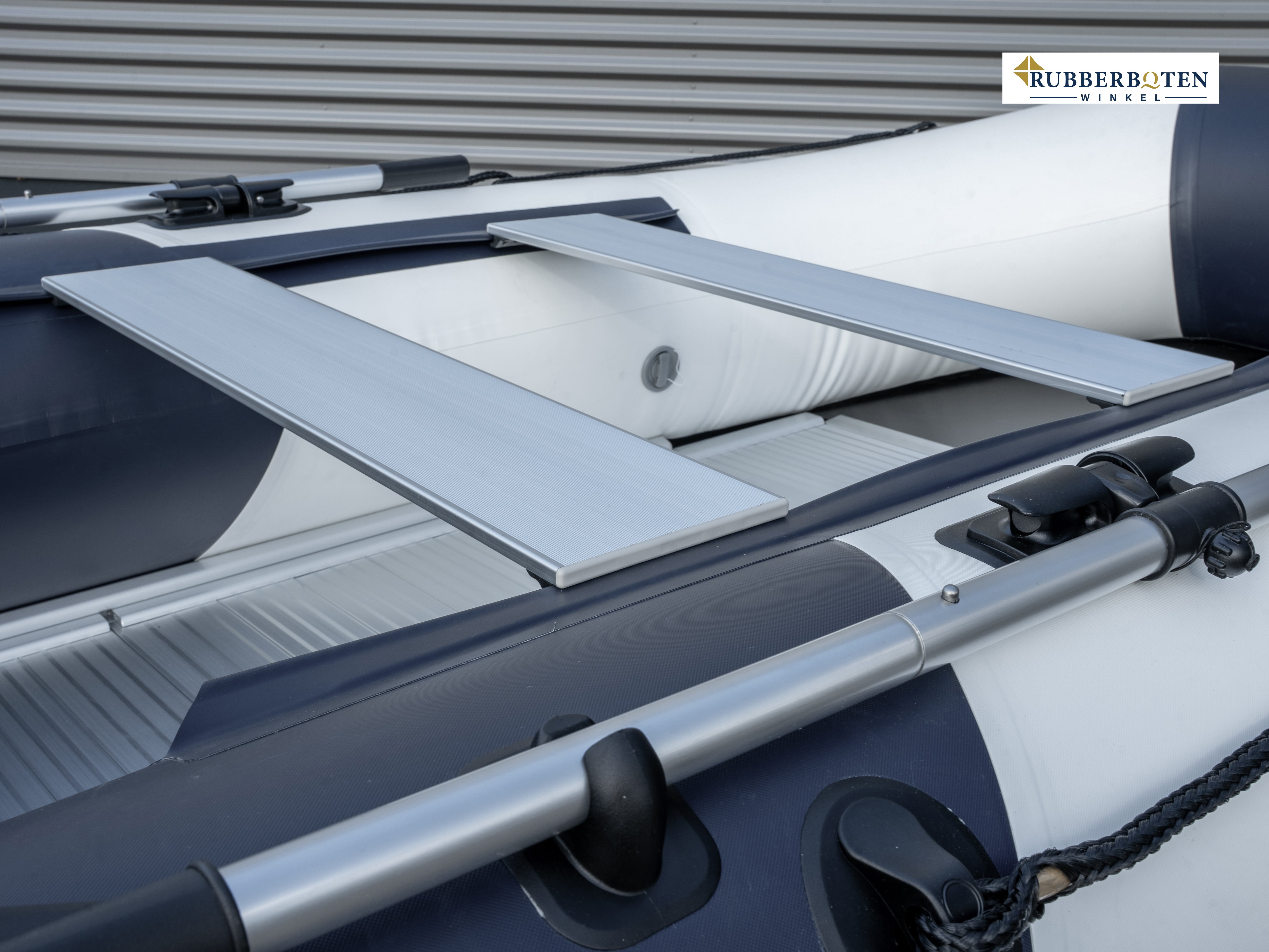 SELAKOS 330-AL Grijs/Zwart